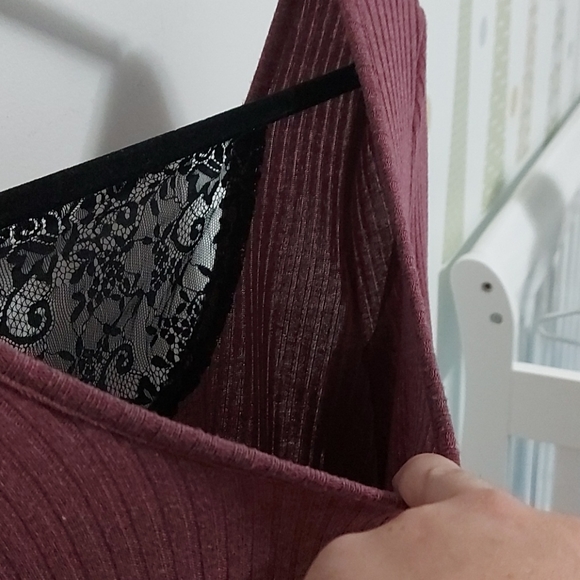 Buffalo Burgandy & lace long sleeve - Picture 6 of 14